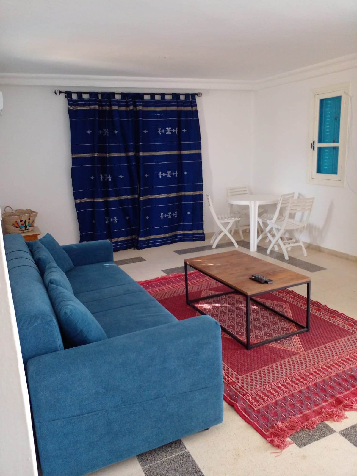 Djerba - Midoun Aghir Vente Appart. 2 pices Six appartements et une villa   djerba